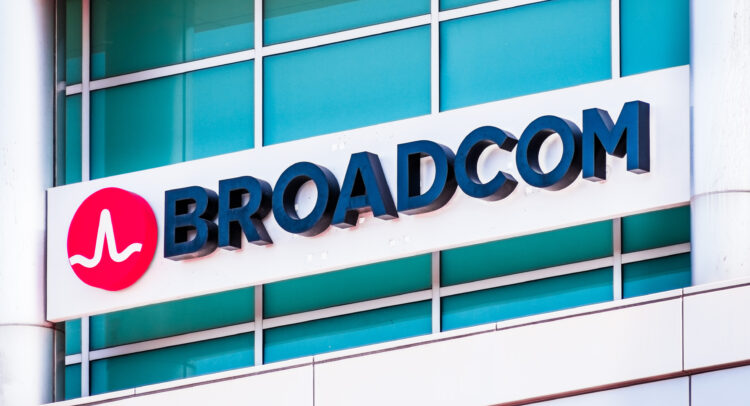 Broadcom (NASDAQ:AVGO) Expects Chinese Approval for VMW Buyout – TipRanks.com