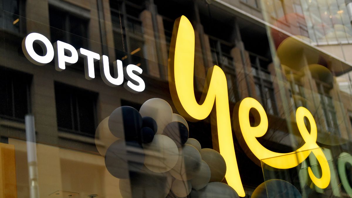 Businesses urged to push for compo after Optus outage