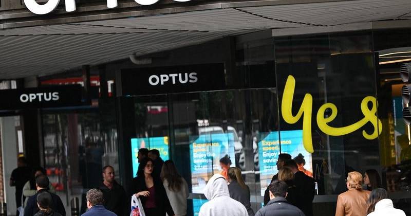 Businesses urged to push for compo after Optus outage