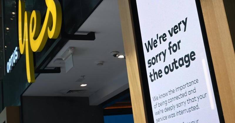 Optus boss calls time after mounting criticism