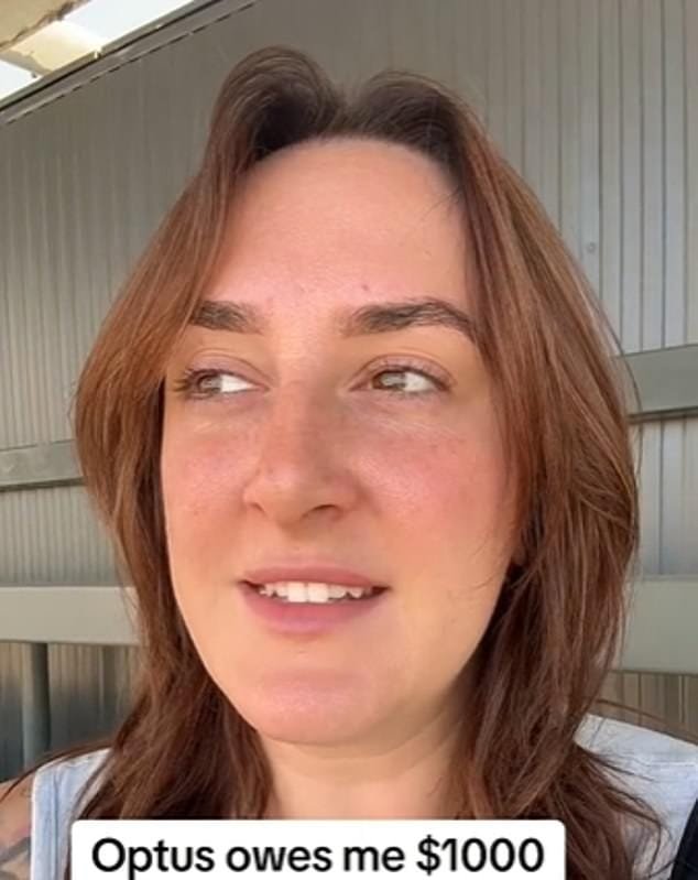 Aussies erupt over Optus outage