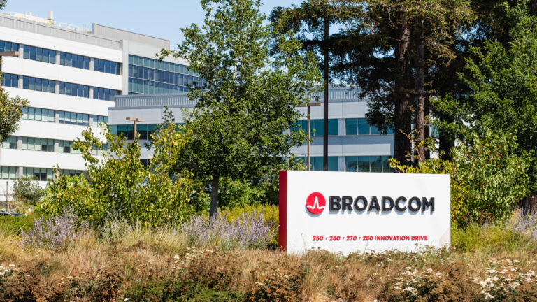 Broadcom scoops up VMware for $69bn after Chinese regulatory approval