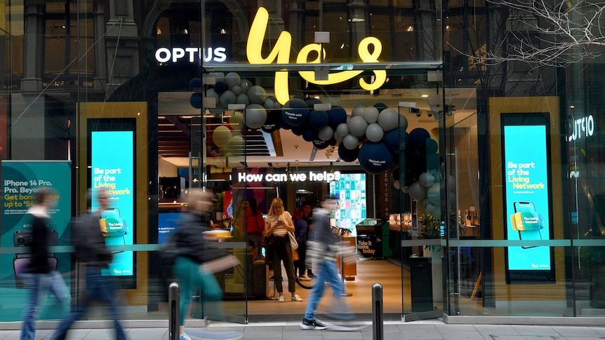 Optus confirms it has paid cash as compensation to customers affected by nationwide outage