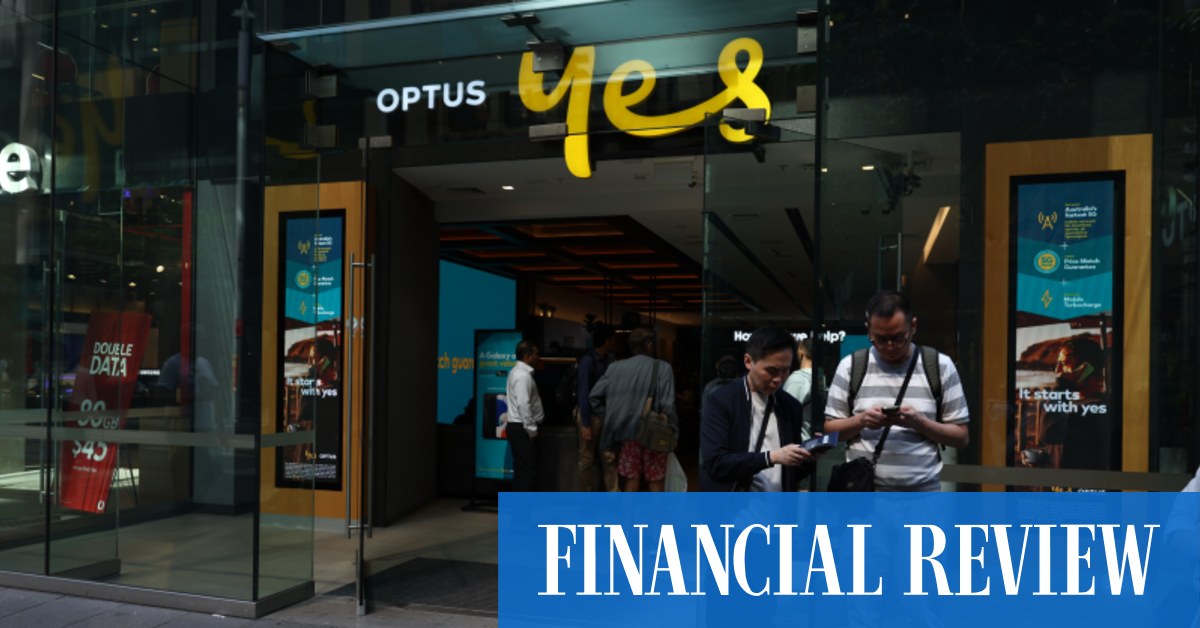 What early signs suggest may have gone wrong at Optus