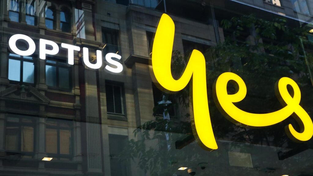 Small, rival telcos boom as Optus customers switch after outage