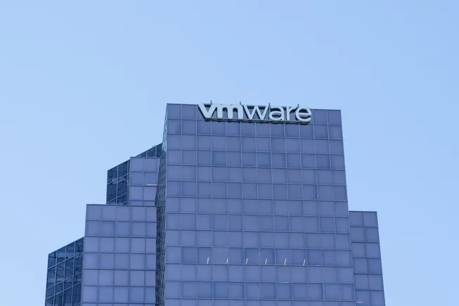 Broadcom fires back at AT&T in legal battle over VMware support